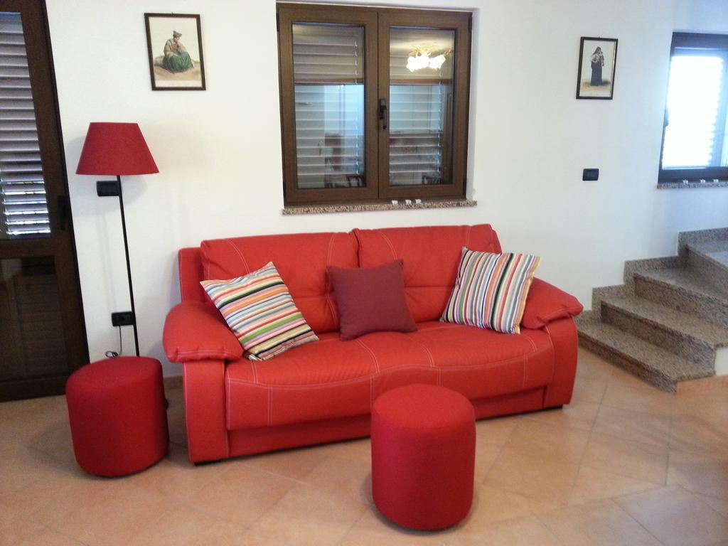 Villa Lara Karojba Camera foto